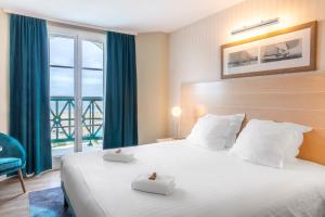 Sowell Hotels Le Beach,Near Barriere Casino Trouville,4 star