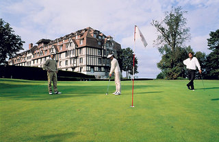 hotel barriere lhotel du golf deauville
