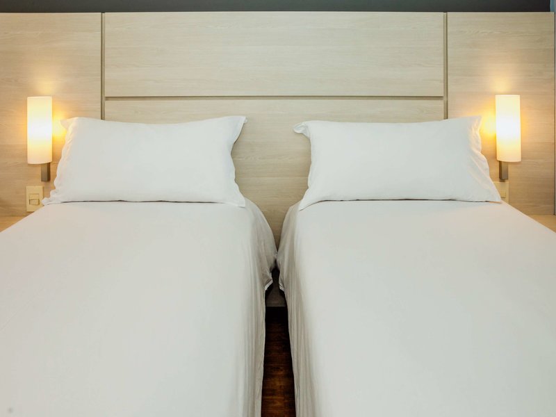 hotel ibis montevideo rambla