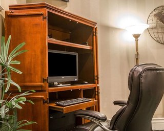 Comfort Inn & Suites East Greenbush - Albany,Castleton-On-Hudson>>Albany,3 star