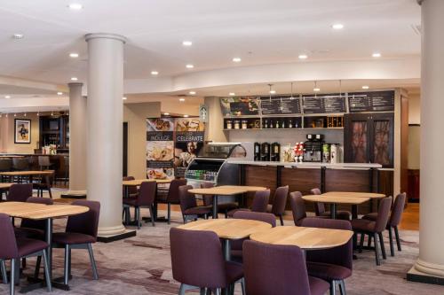 courtyard by marriott newark university of delaware