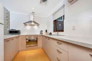 Comfort Inn & Suites Sombrero,Prospect>>Adelaide,3 star