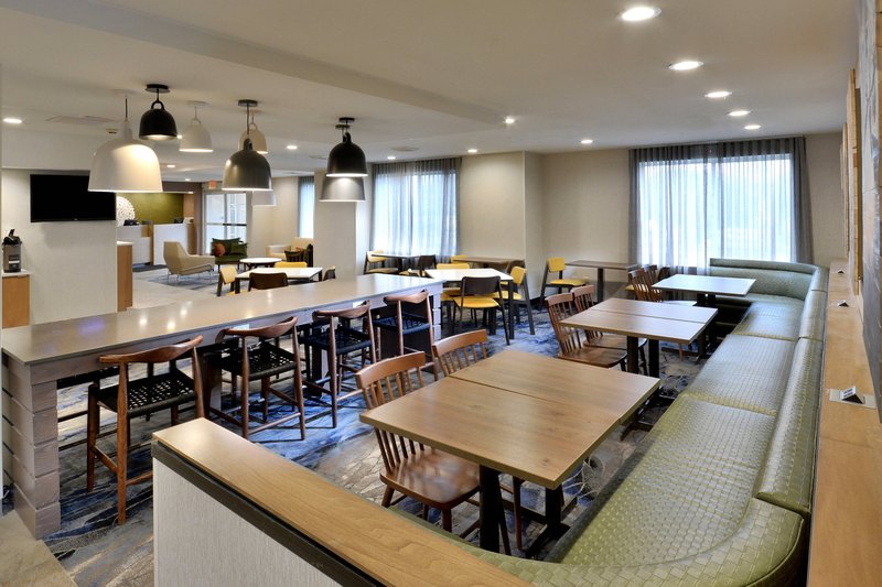 fairfield inn by marriott greensboro airport