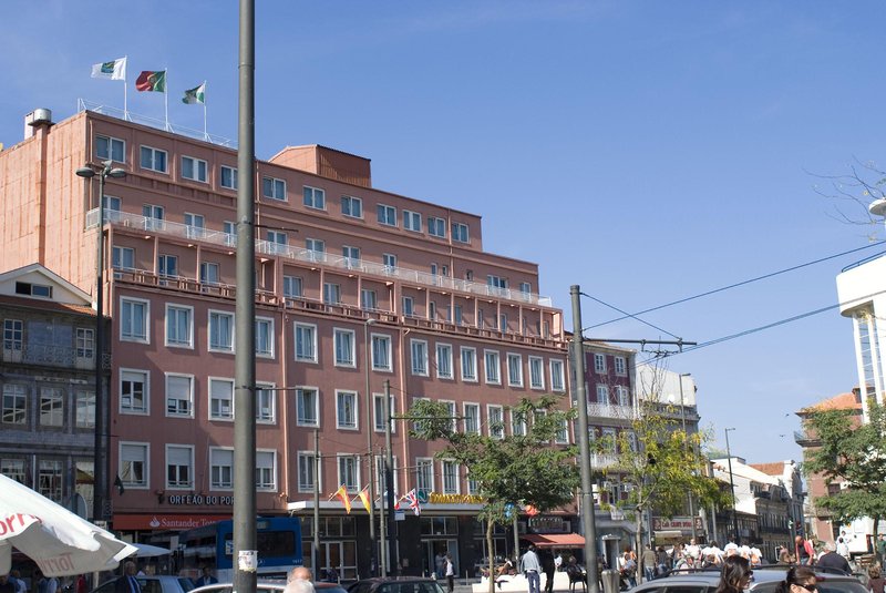 legendary porto hotel