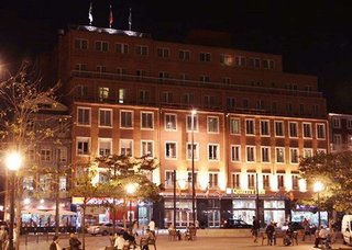 legendary porto hotel