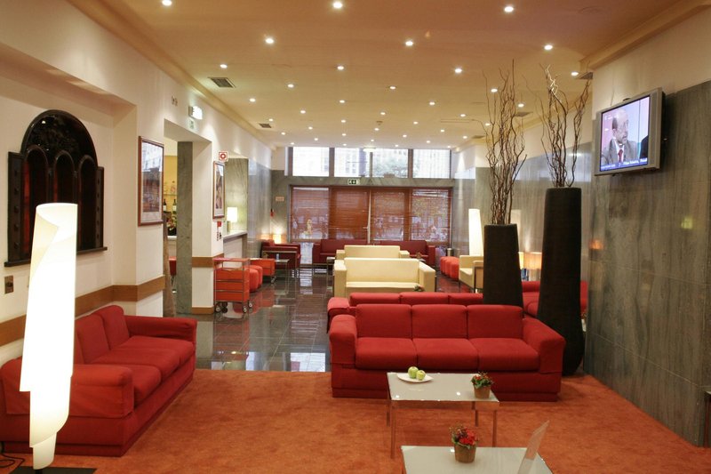 legendary porto hotel