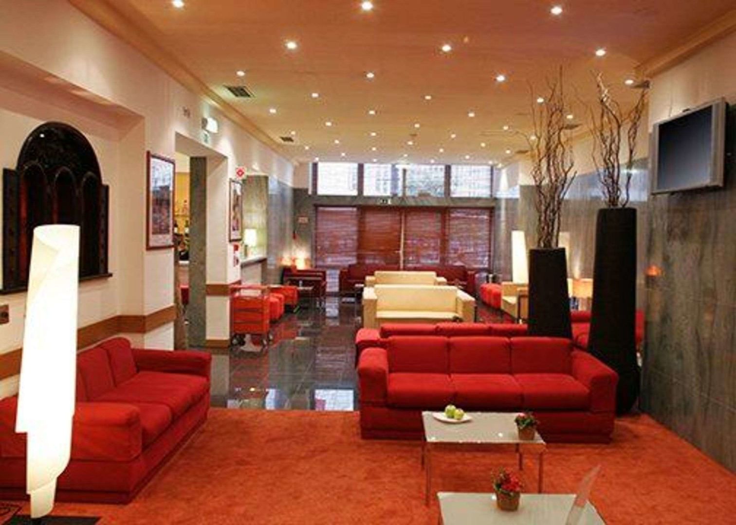 legendary porto hotel