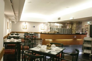 legendary porto hotel