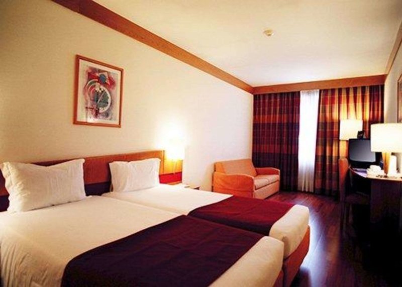 legendary porto hotel