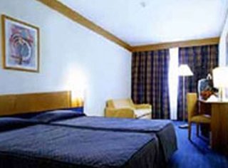 legendary porto hotel