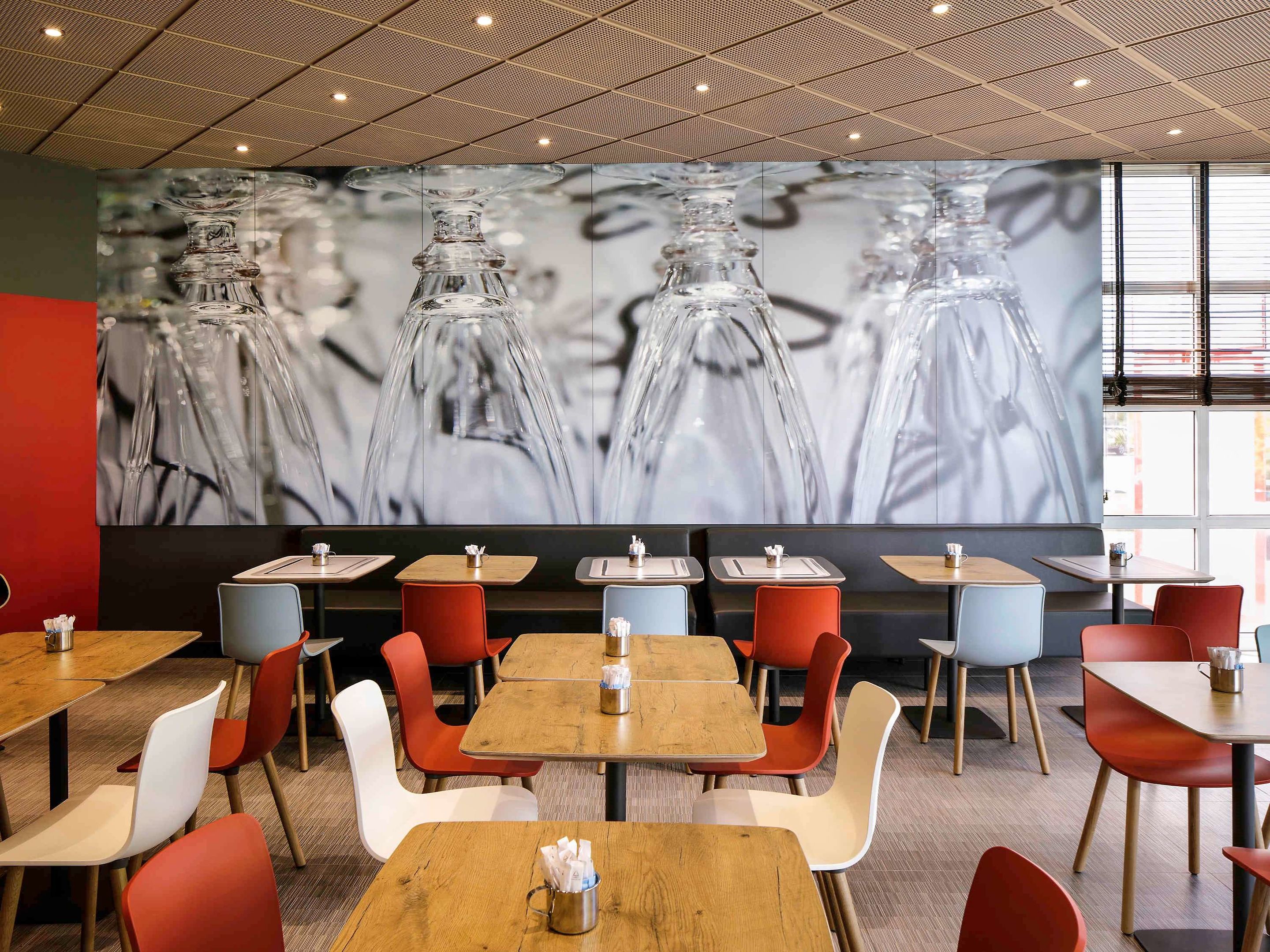 ibis porto gaia