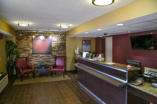 red roof inn greenville