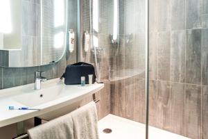 Ibis Gent Centrum St-Baafs Kathedraal,Ghent>>Brussels,3 star