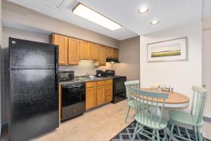 Residences At Daniel Webster,Manchester>>Hillsborough County,3 star