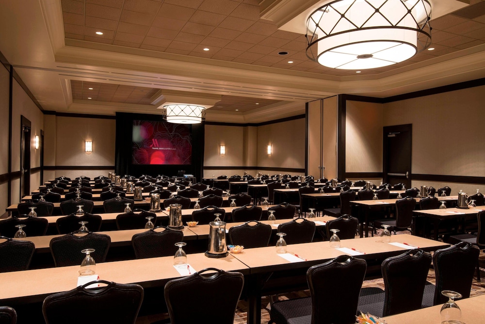 marriott wichita