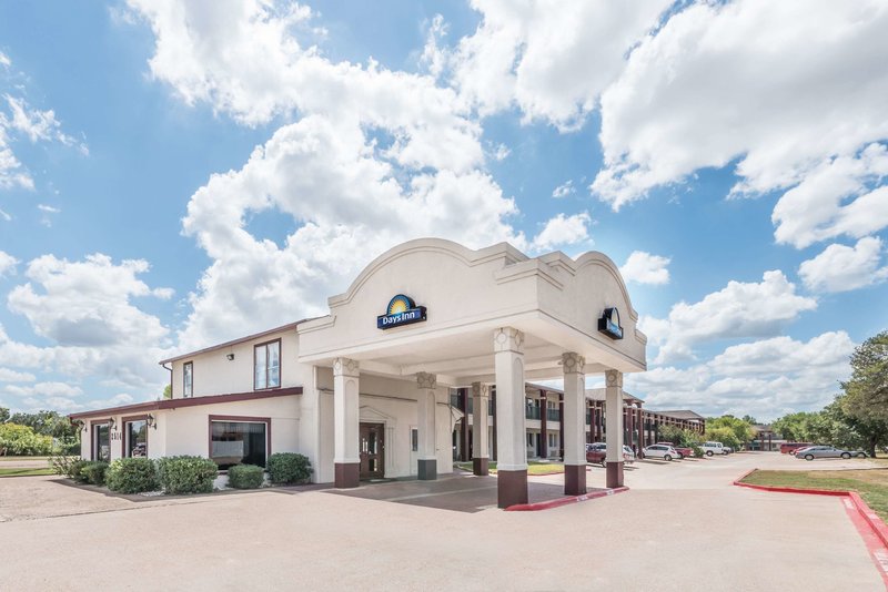 Days Inn By Wyndham Bryan College Station