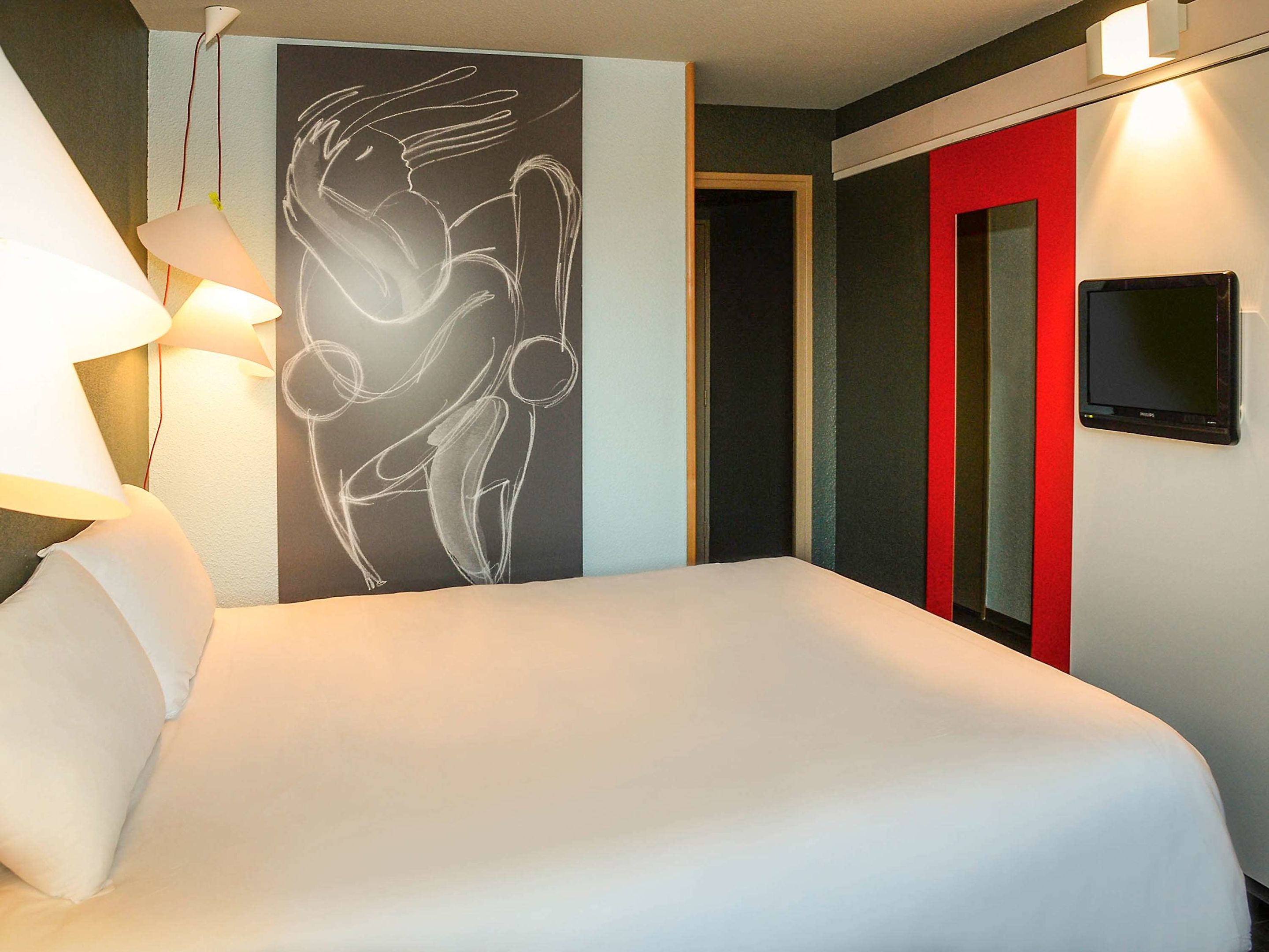 ibis saint lo la chevalerie