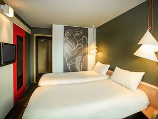 Ibis Saint Lo La Chevalerie,Manche>>Caen,3 star