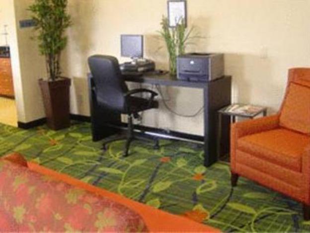 fairfield inn and suites saginaw