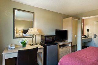 Oxnard Inn Lancaster,Los Angeles>>Lancaster,3 star