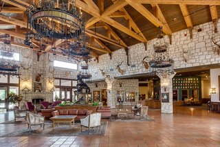 y o ranch hotel