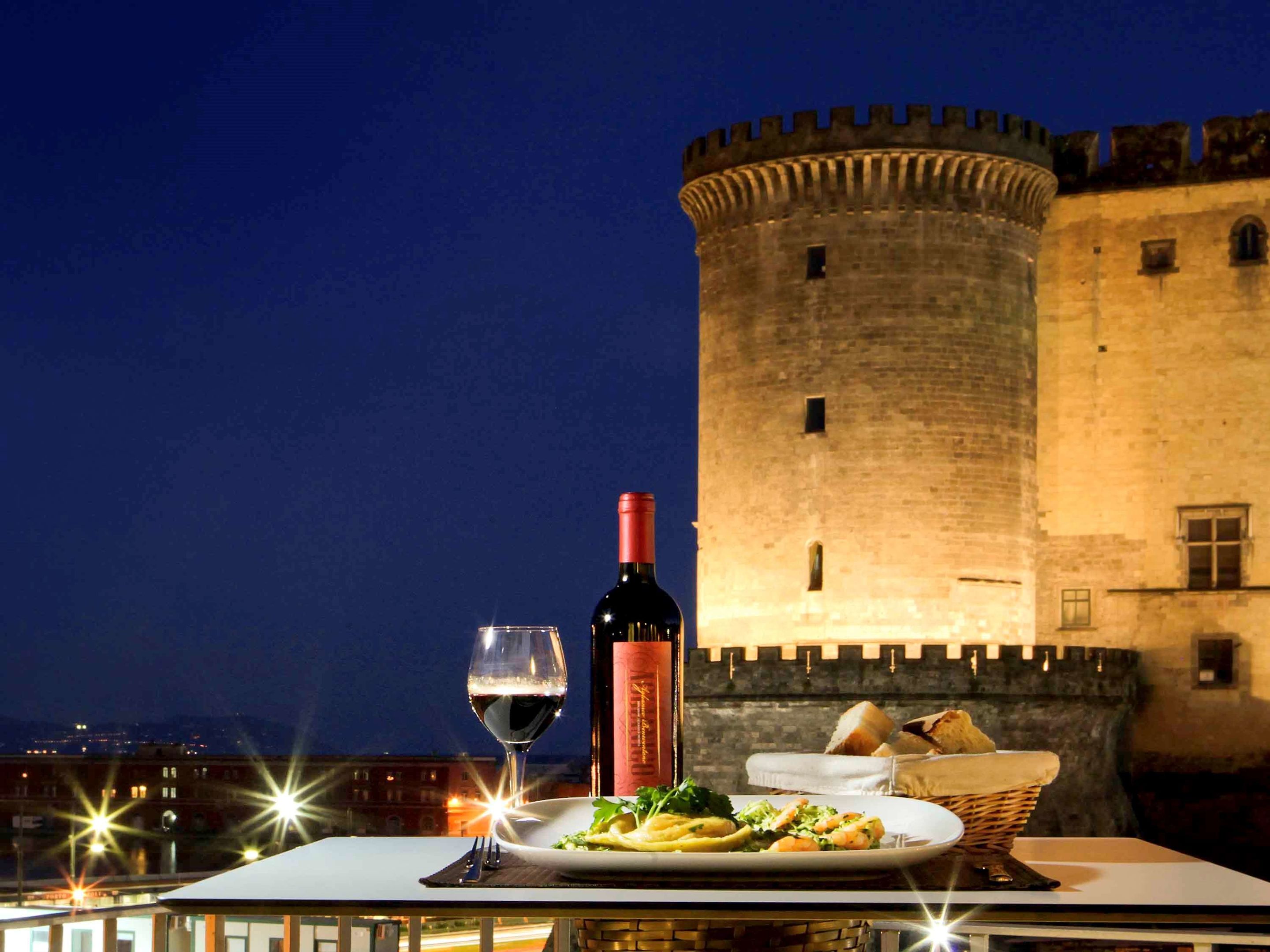 mercure napoli centro angioino