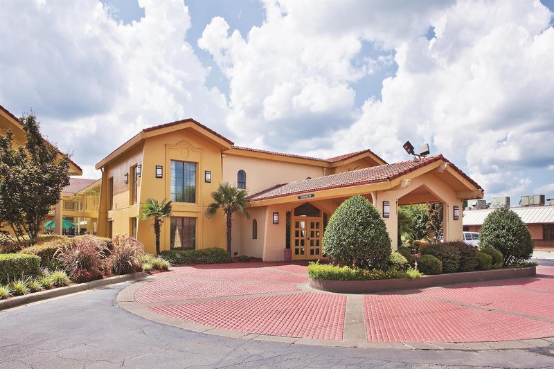 howard johnson by wyndham columbus fort moore