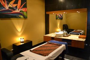 holiday villa hotel and residence city centre doha