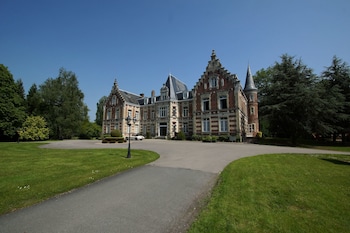 najeti hotel chateau de tilques