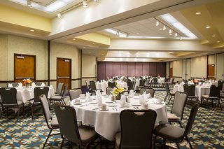 delta hotels by marriott toledo