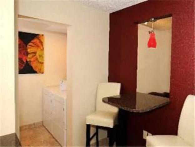 holiday inn hotel and suites charleston west by ihg