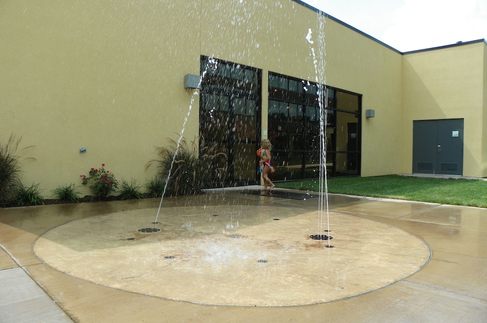 holiday inn hotel and suites charleston west by ihg
