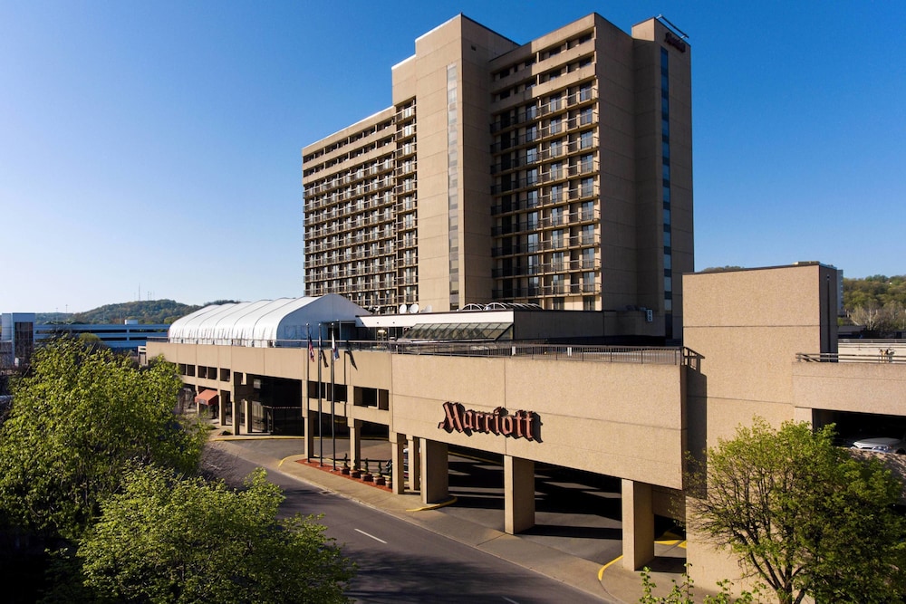 charleston marriott town center