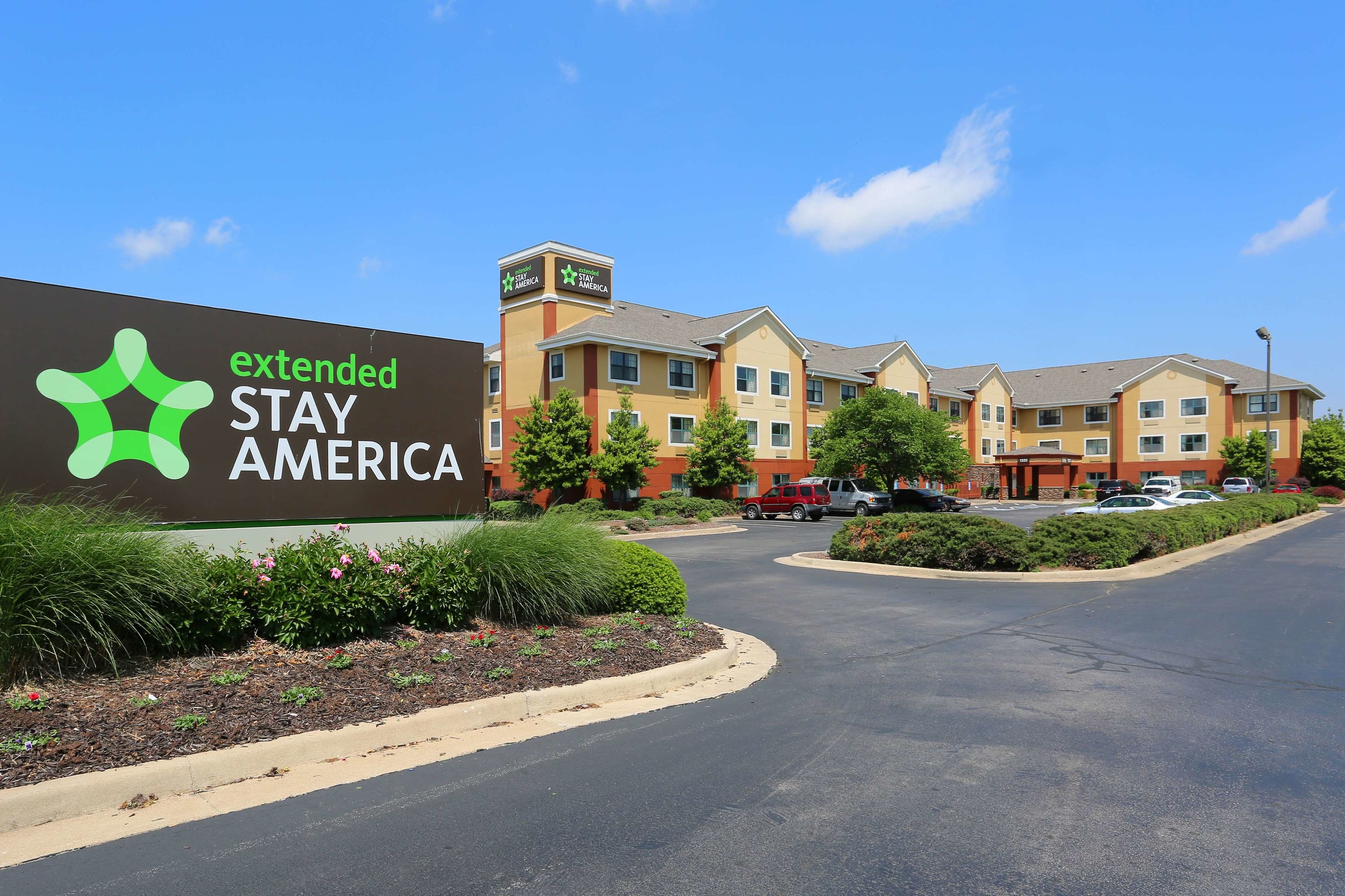 extended stay america select suites springfield south