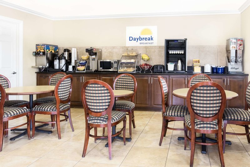 days inn by wyndham kingman east