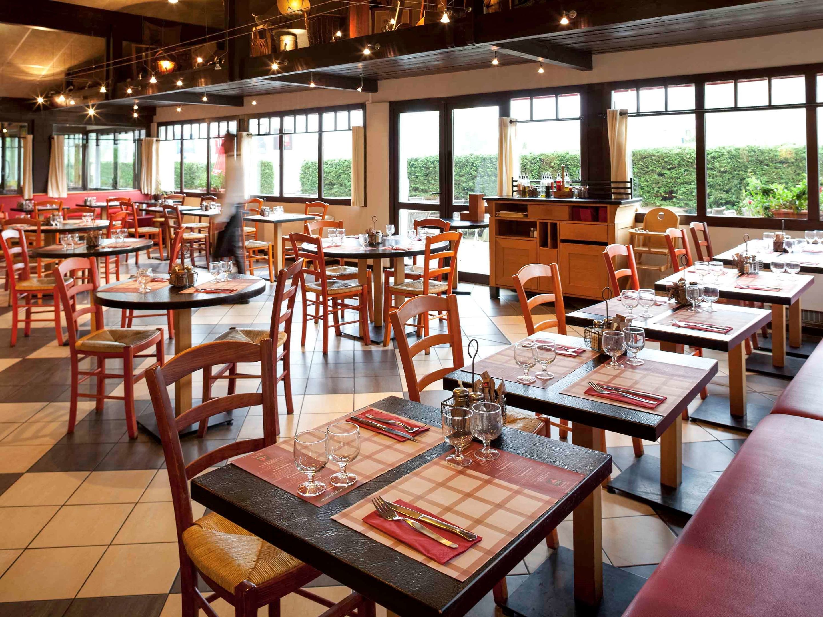 ibis biarritz anglet aeroport