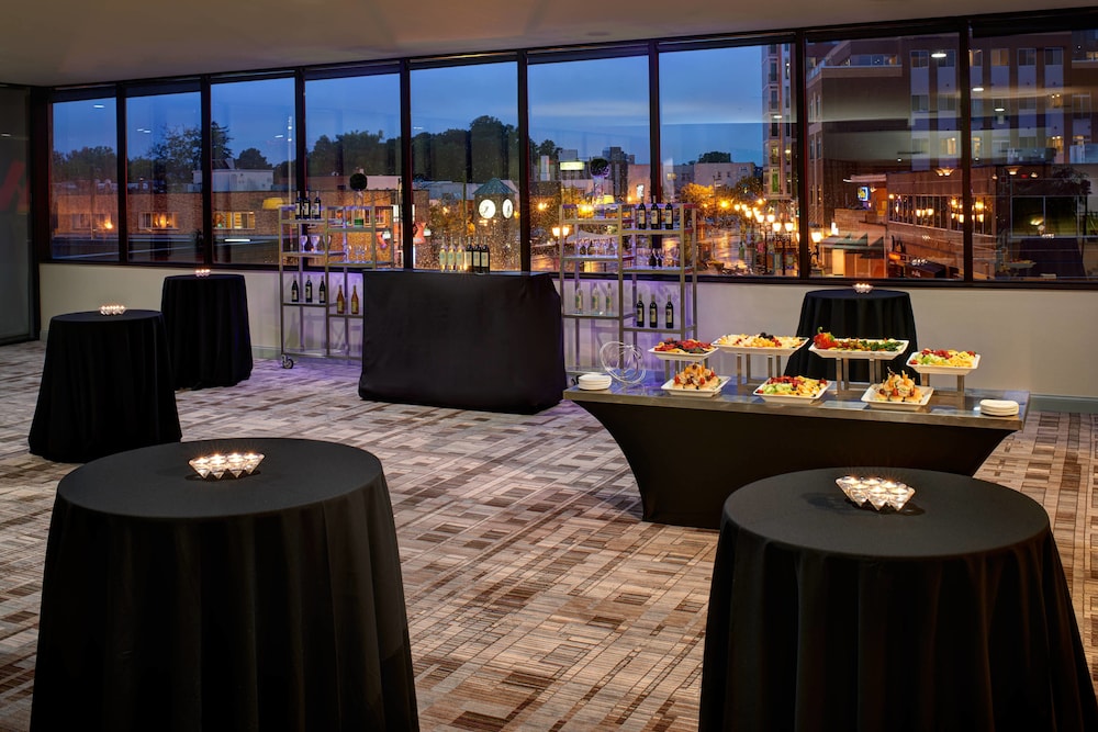 marriott east lansing at university place