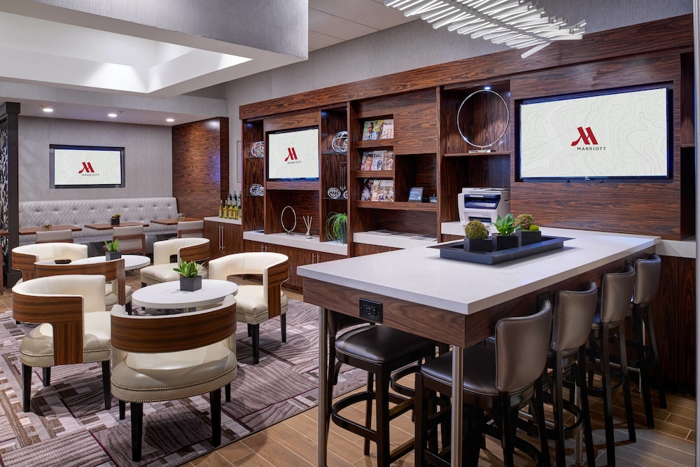 marriott east lansing at university place