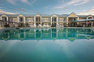 Quality Inn & Suites Hanes Mall,Winston-Salem>>Winston - Salem,3 star