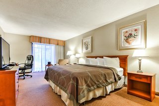 Towneplace Suites By Marriott Oshawa,Mississauga>>Durham,4 star