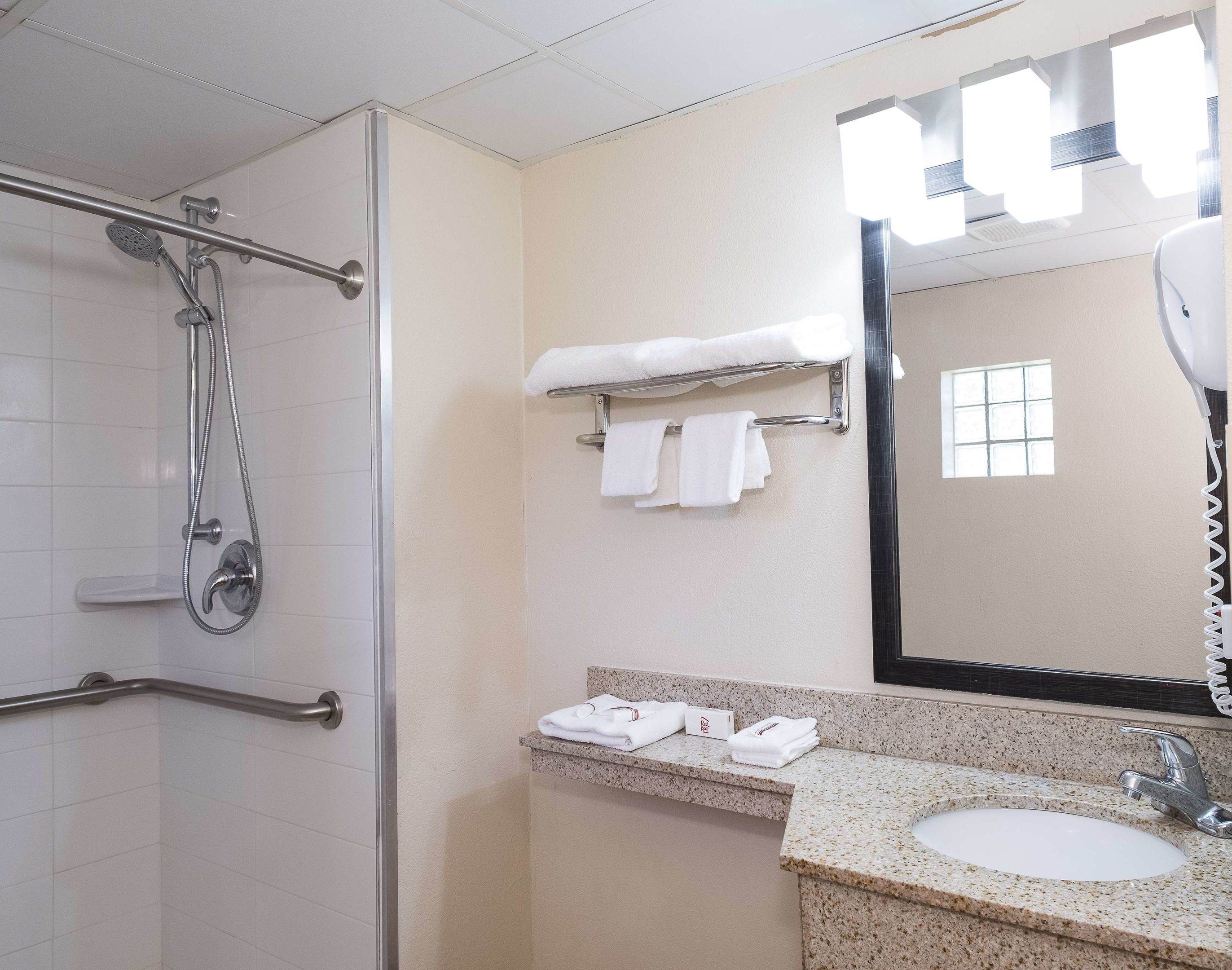 red roof inn neptune jersey shore