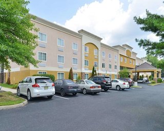 Latitude Suites Tinton Falls Eatontown/Bw Premier Collection,Morristown>>Eatontown,4 star