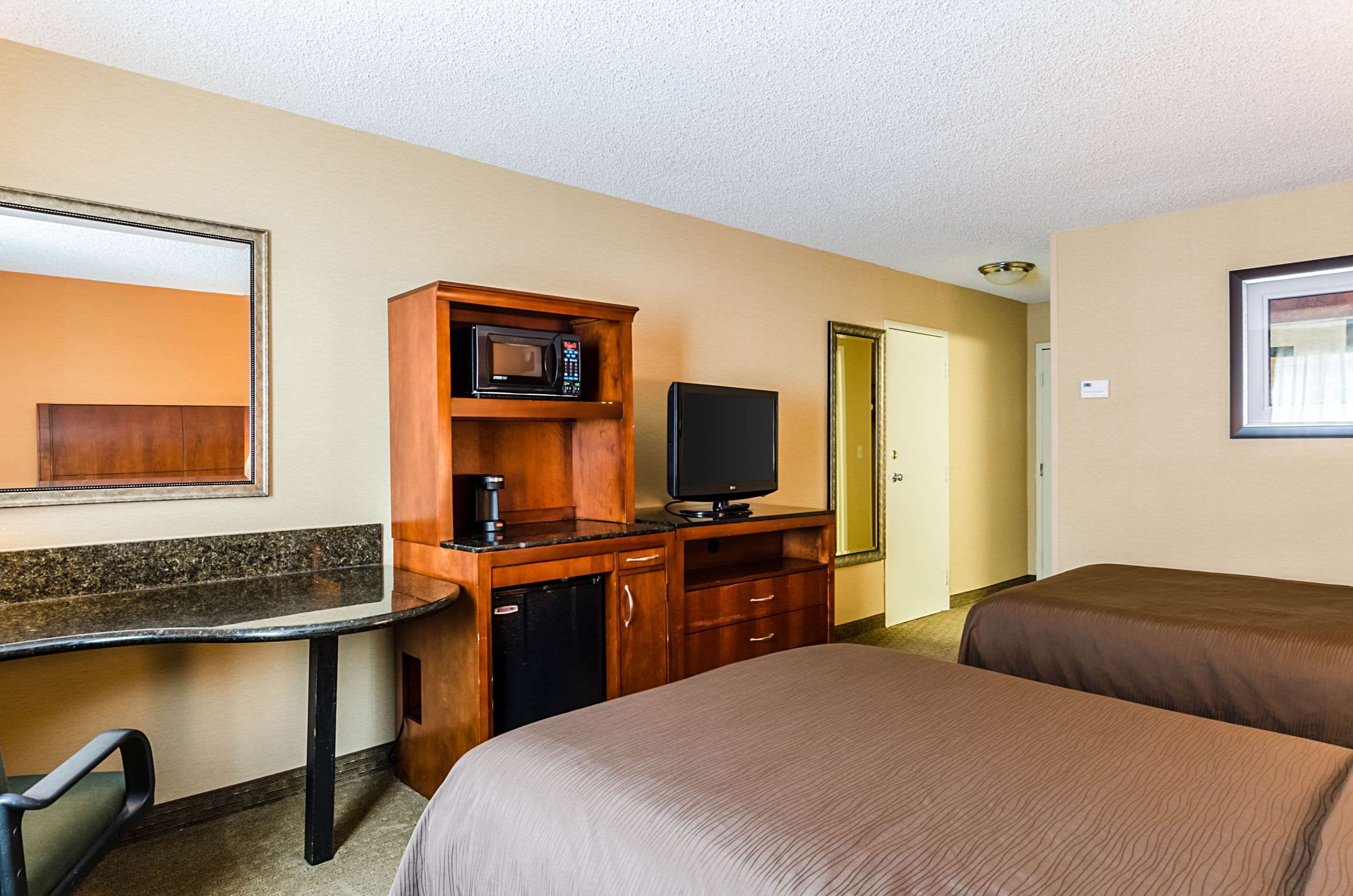 quality inn chicopee springfield
