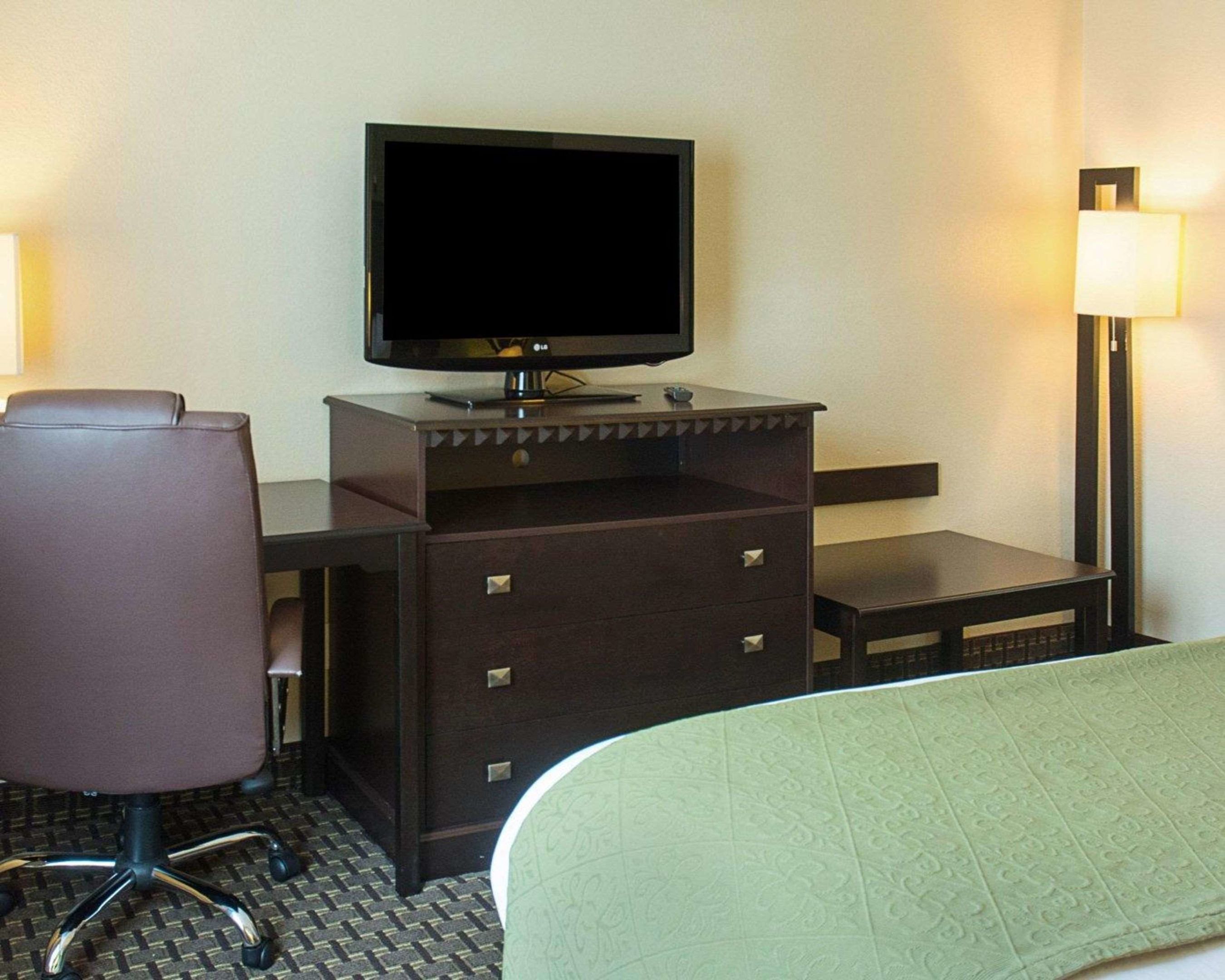 quality inn and suites