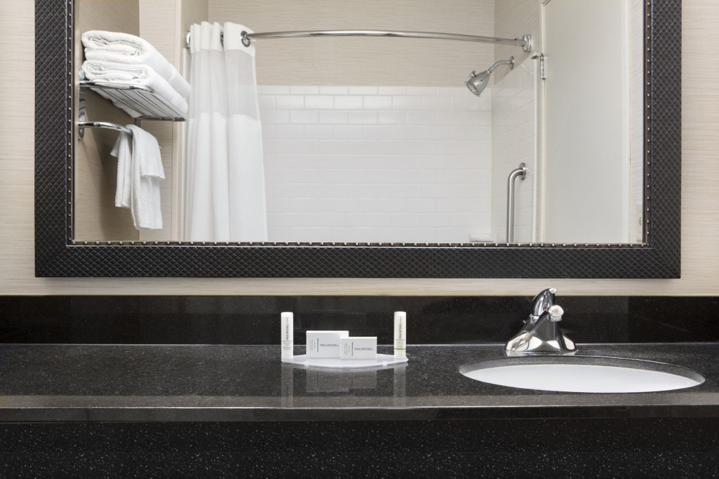 fairfield inn by marriott dubuque