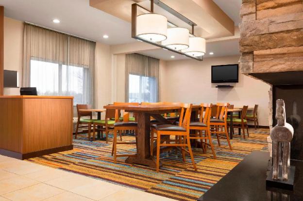 fairfield inn by marriott dubuque