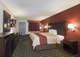 red roof inn acworth emerson lakepoint south