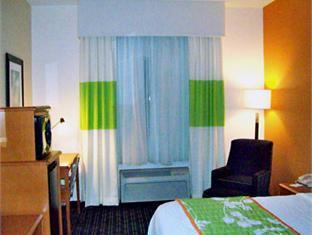 fairfield inn and suites lincoln