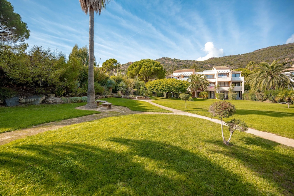 pierre and vacances residence lanse de pramousquier