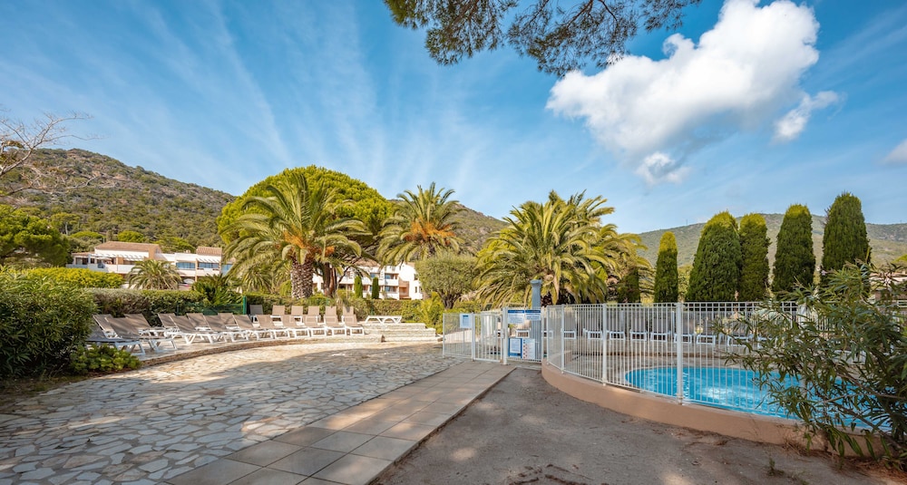 pierre and vacances residence lanse de pramousquier